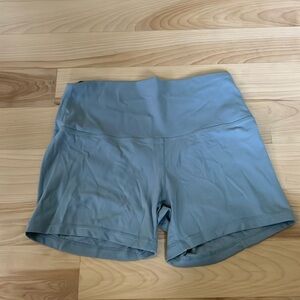 Lululemon Align Short *4" Blue Cast  size 8